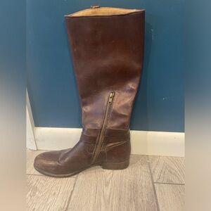 Frye brown boots